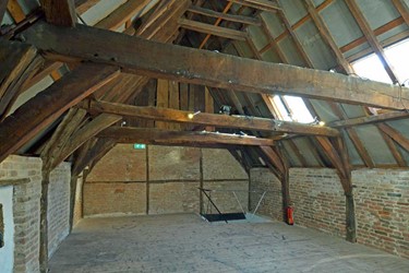<p>Overzicht van de kapconstructie van het zuidelijke deel van Het Langhuis. </p>
