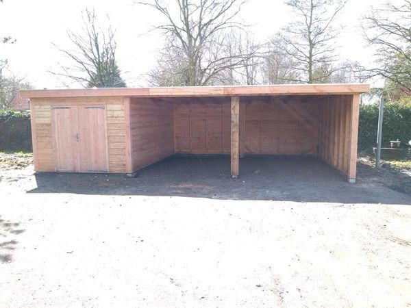 Garage platdak + zij overkapping 2 vak Strijen
