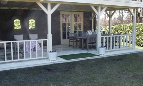 Overkapping platdak aanbouw + balustrades Woerden