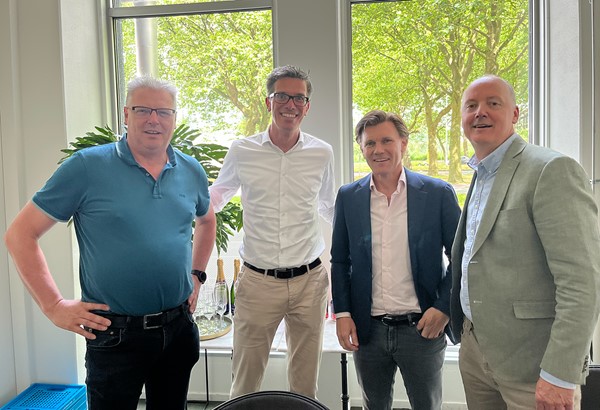 OxGreenfield investeert in innovatieve zonwering met participatie in Brel Nederland